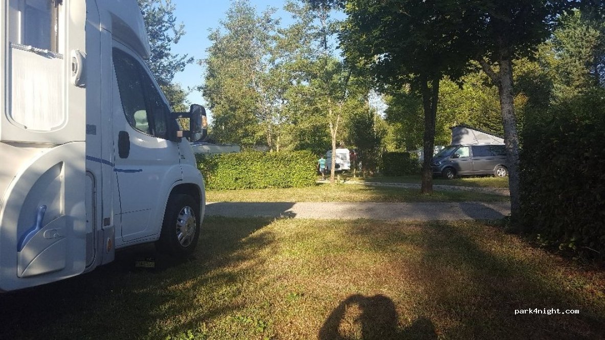 Camping des Pêcheurs — foto
