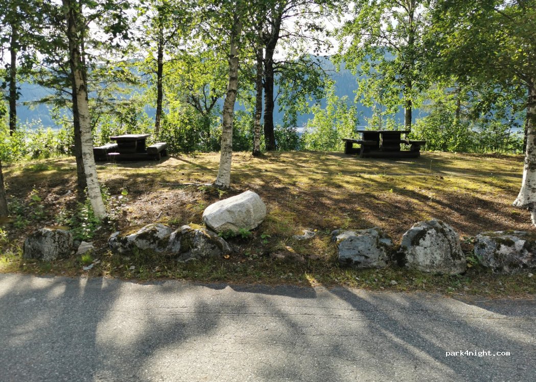 Rødhammerberga rasteplass — foto 2