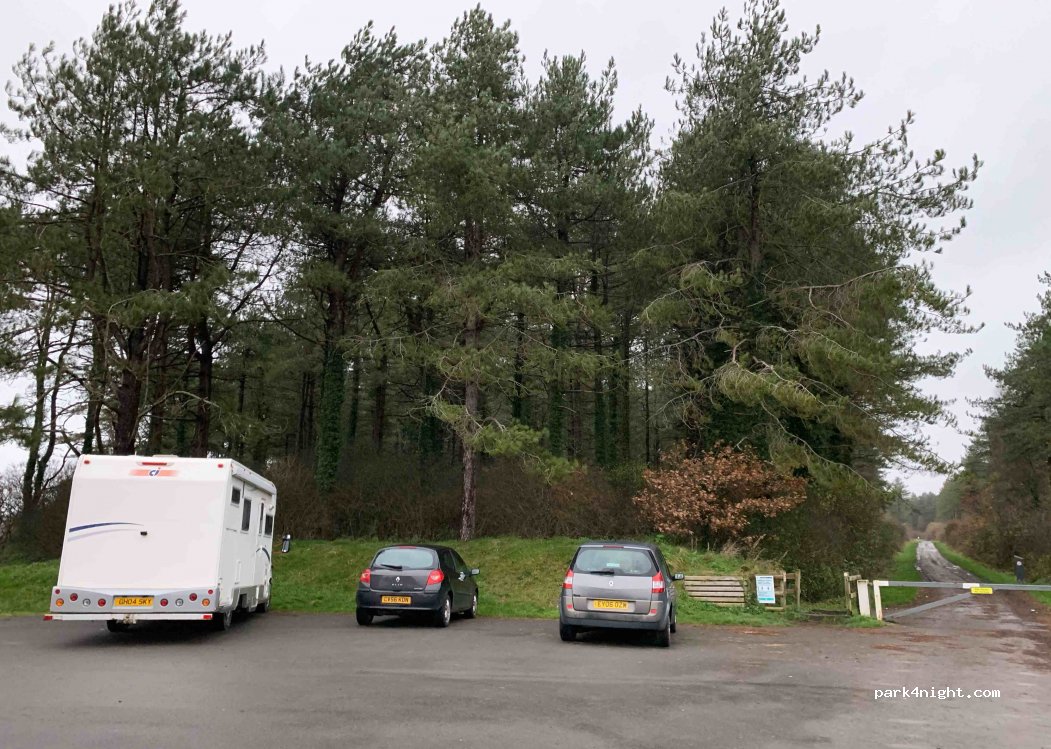 (SA16) Pembrey - Penybedd Road — foto 3