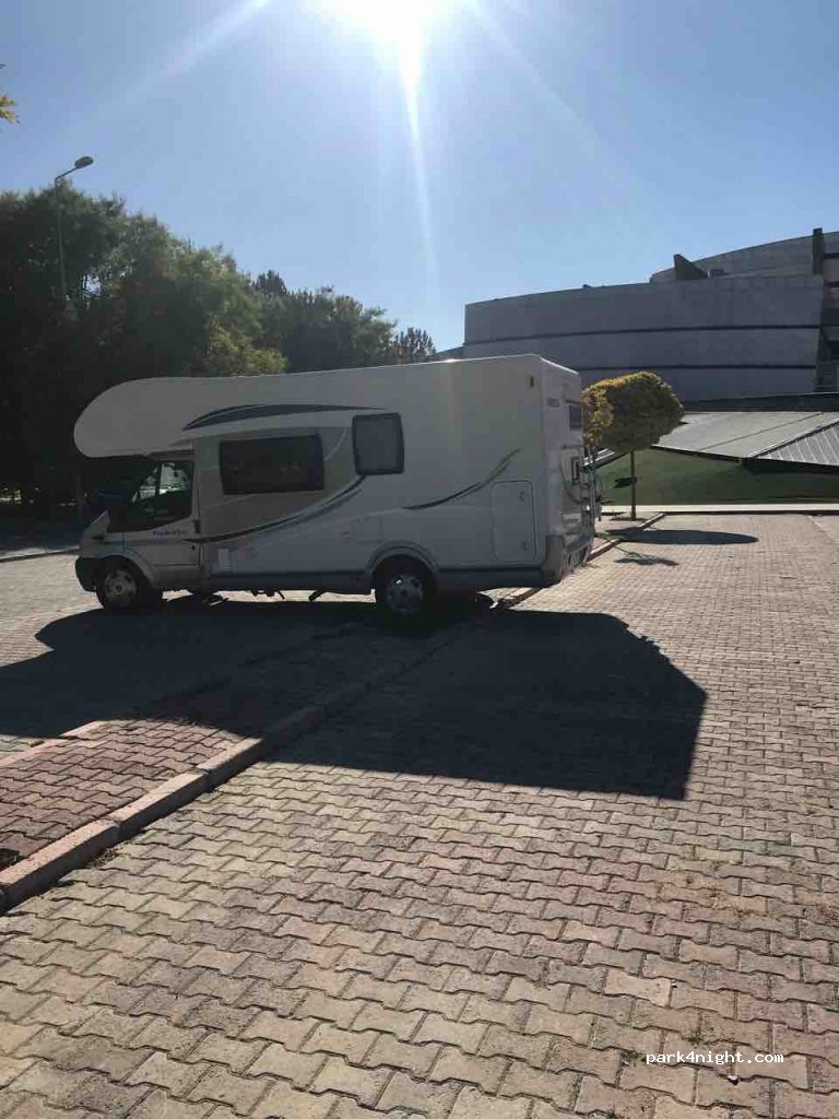 (38090)  - 98 Ihlamur Caddesi — foto