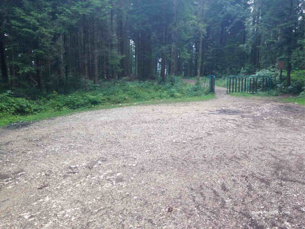 (25130) Villers-le-Lac - Unnamed Road — foto