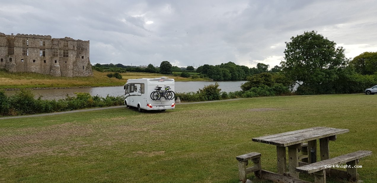 (SA70 8SN) - Butts Lane — foto 2