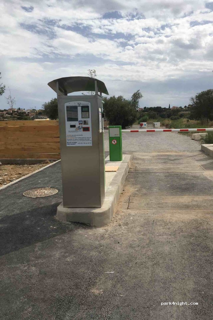 (34140) Mèze - Avenue du Stade — foto