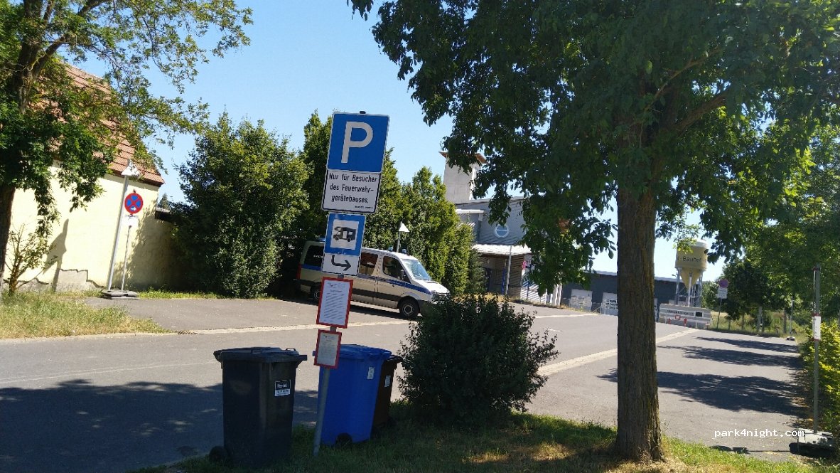 Wohnmobilparkplatz Gerbrunn — foto