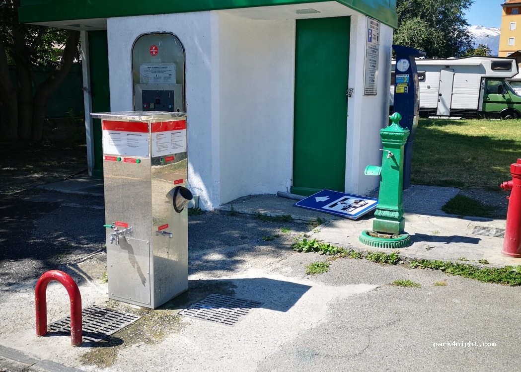 (11100) Aosta - Via Caduti del Lavoro — foto 3