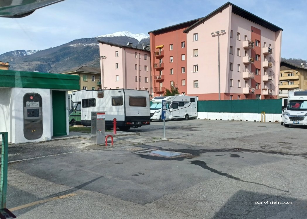 (11100) Aosta - Via Caduti del Lavoro — foto 4