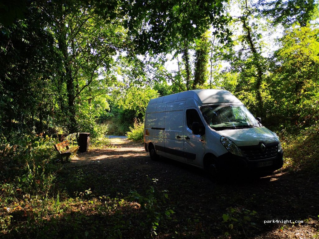 (78770) Thoiry - 5 Chemin de la Fontaine — foto