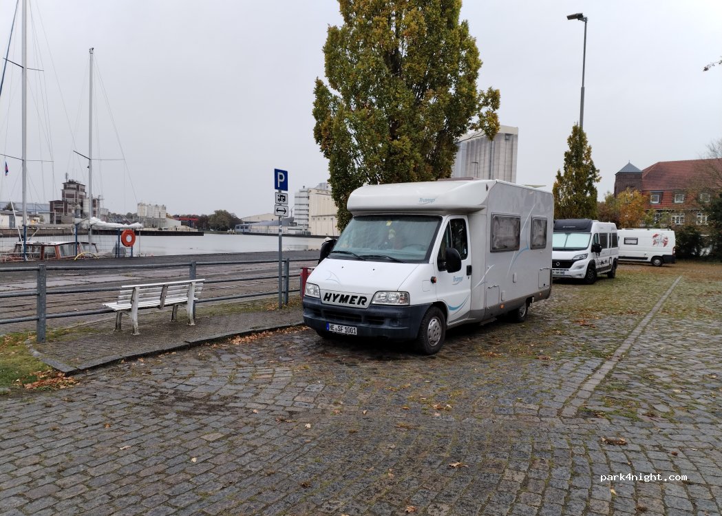 Wohnmobilstellplatz Brake — foto 5