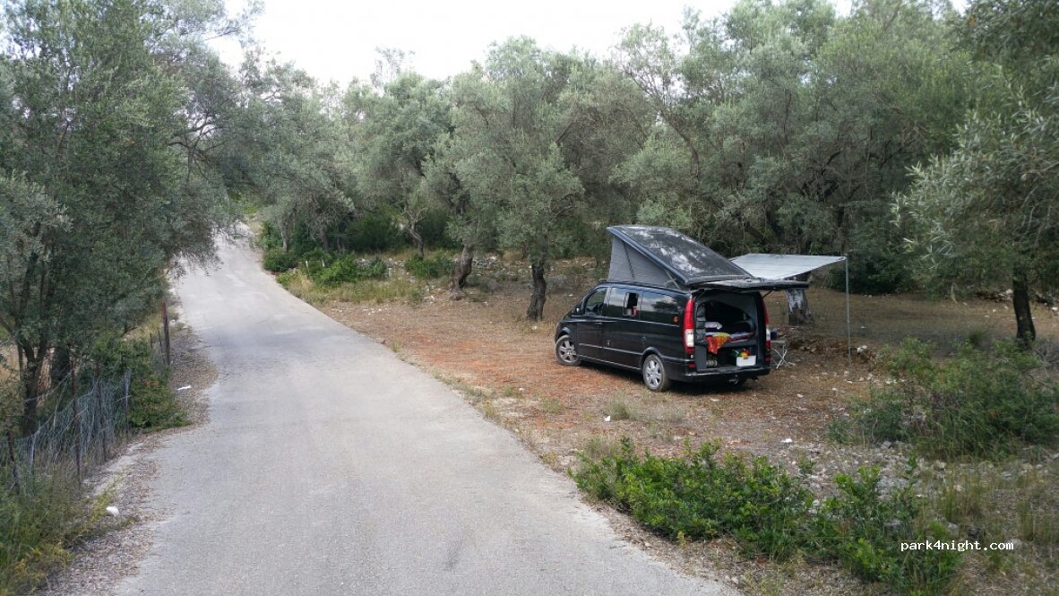 (310 82) Municipal Unit of Ellomenos - Νυδρί - Βασιλική — foto