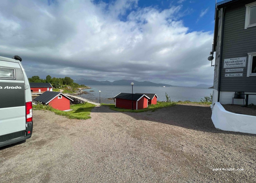 (8400) - 32 Gårdsøyveien — foto 3
