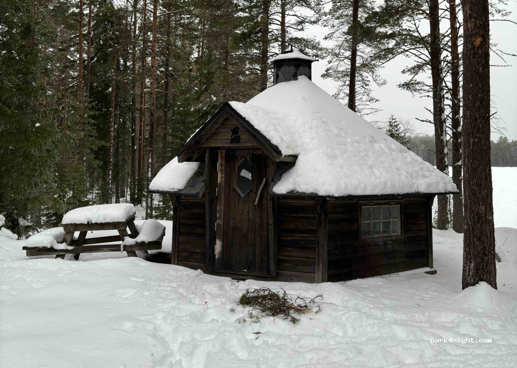(820 77) - 7 SÖRFJÄRDEN SKÄRKARLSVÄGEN — foto 3