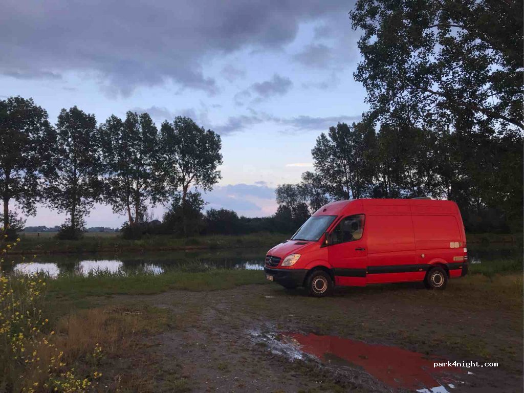 (59630) Looberghe - Unnamed Road — foto