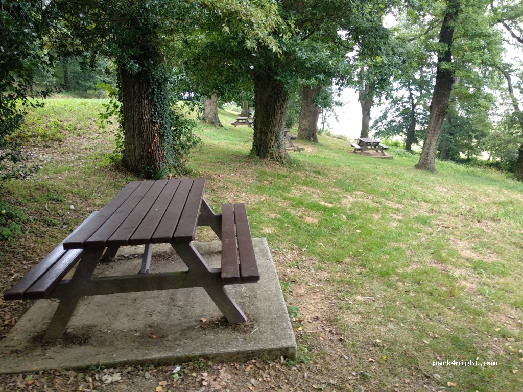 (64420) Eslourenties-Daban - Chemin du Lac — foto