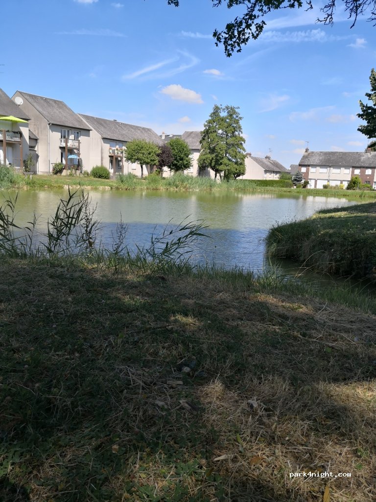 (45270) Bellegarde - Résidence Saint-Lary — foto
