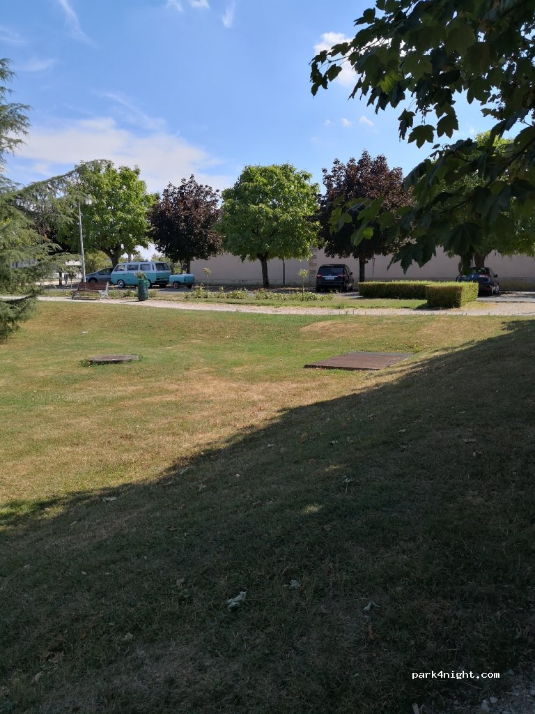 (45270) Bellegarde - Résidence Saint-Lary — foto 3