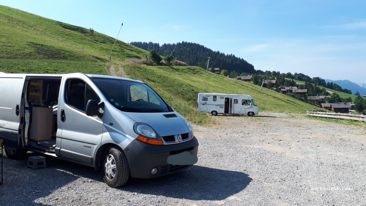 (74450) Le Grand-Bornand - 912 Route de l'Envers du Chinaillon — foto