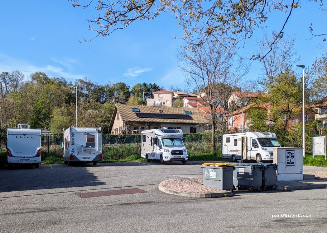 Aire de camping car de Gap — foto 4