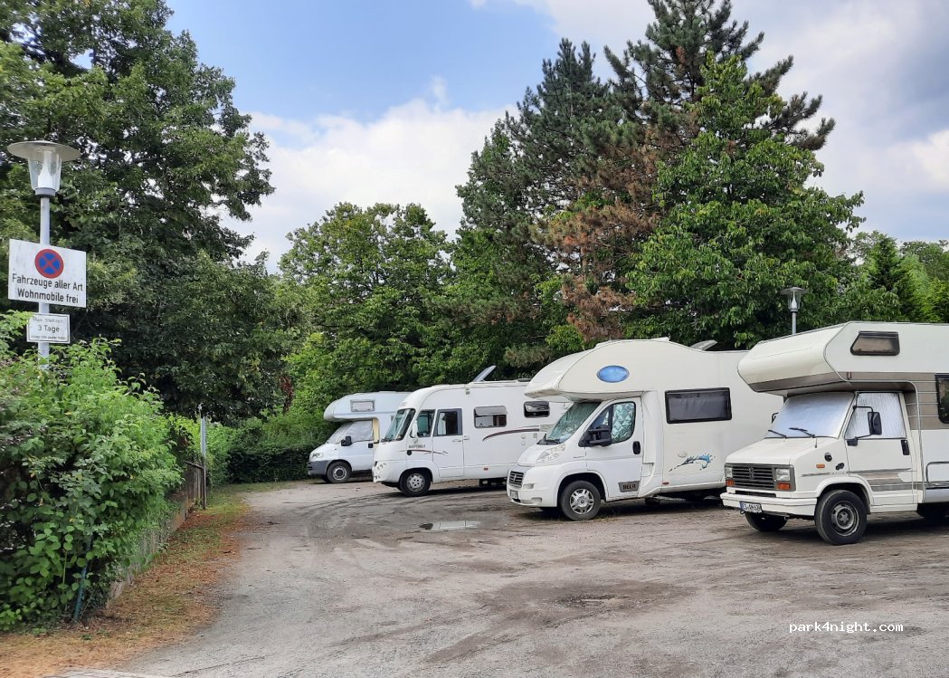 Wohnmobilstellplatz Lambrecht — foto 2
