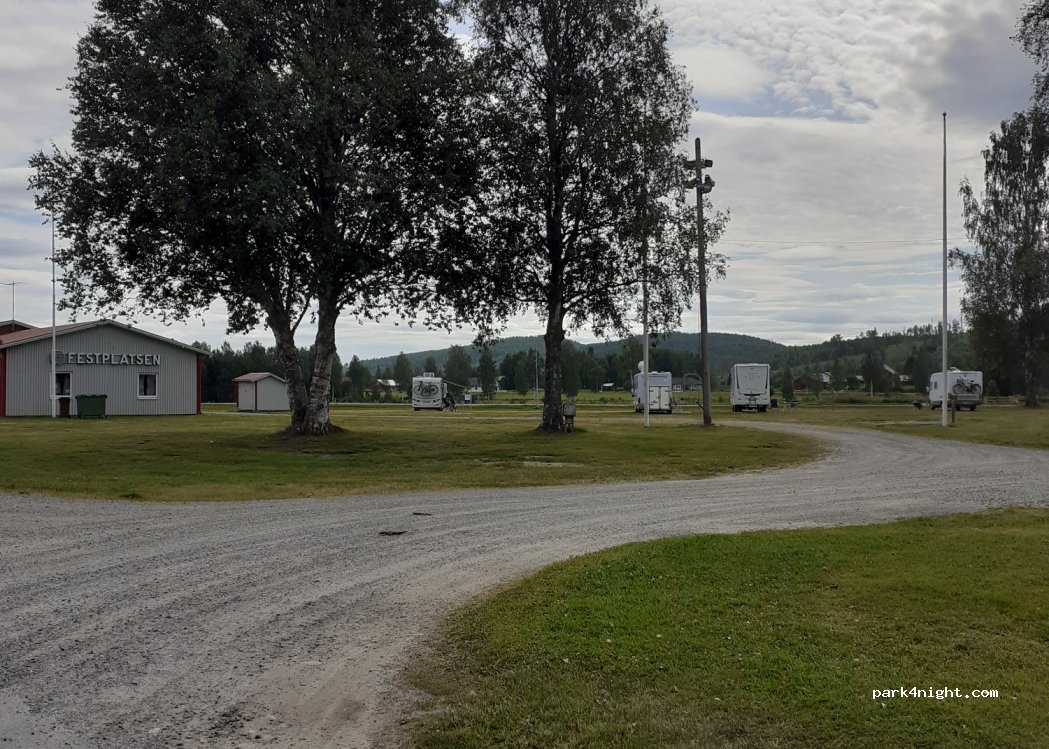 (911 36) Vännäsby - 10 Nöjesgatan — foto