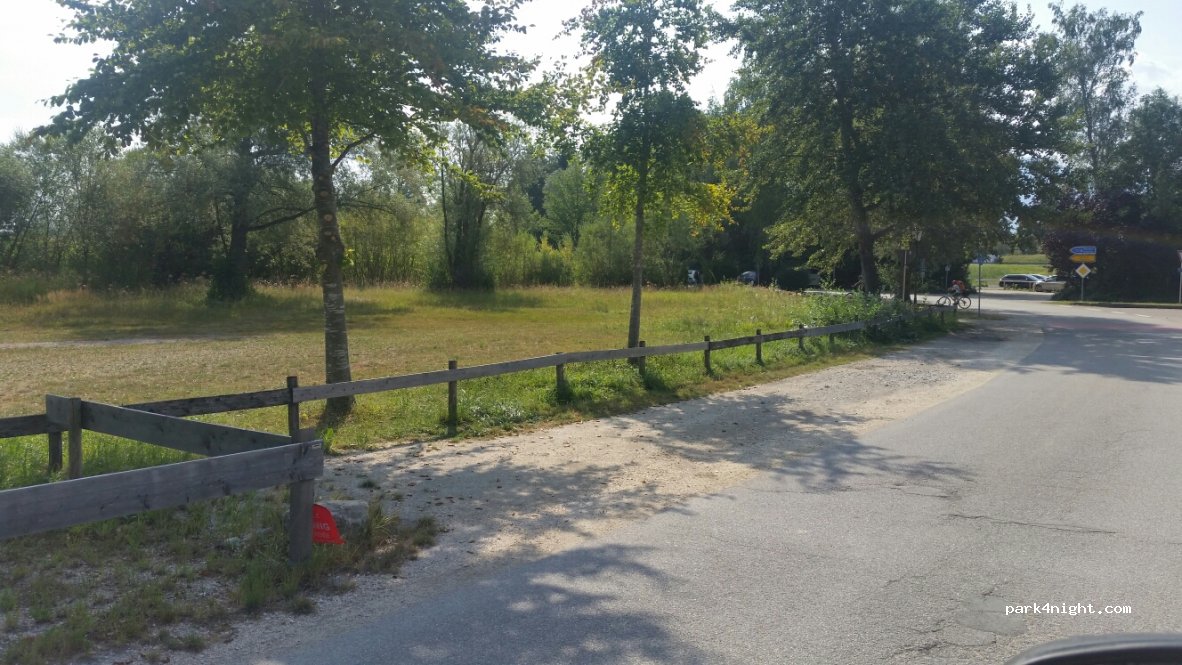 (83236) Übersee - 15 Julius-Exter-Promenade — foto