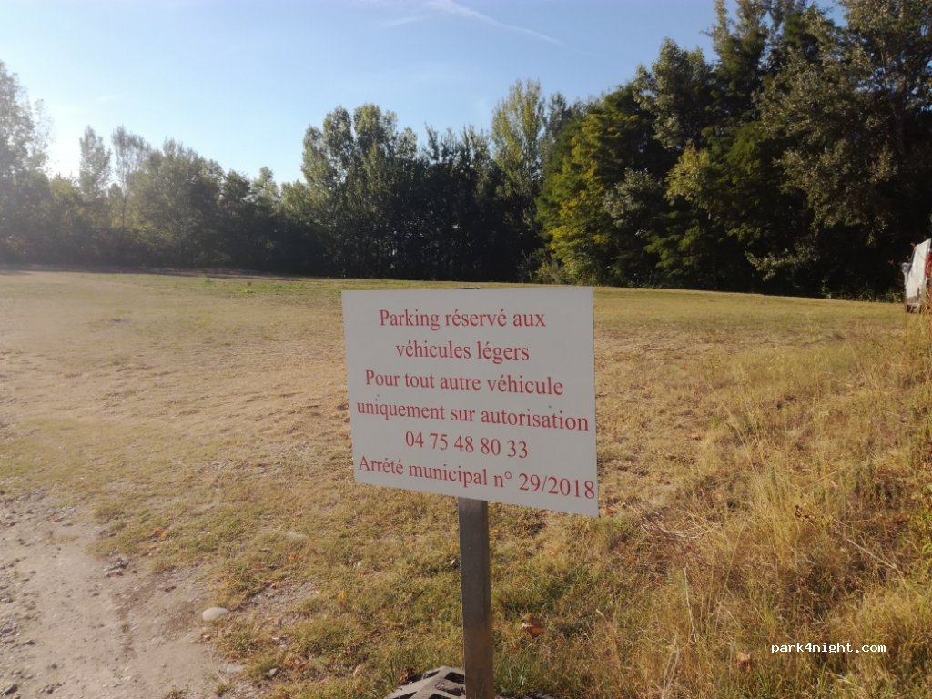 (26730) Hostun - Saint-Martin — foto
