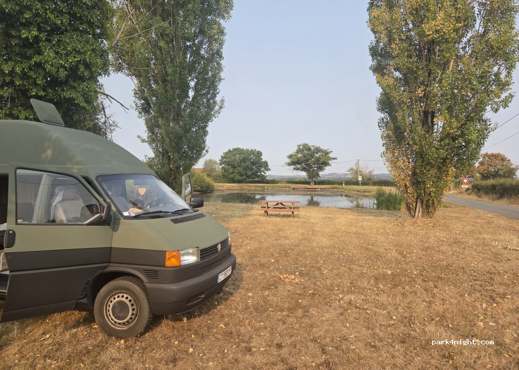 (03330) Louroux-de-Bouble - D608 — foto 5