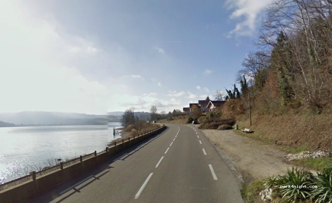 (38850) Paladru - Route du Lac — foto