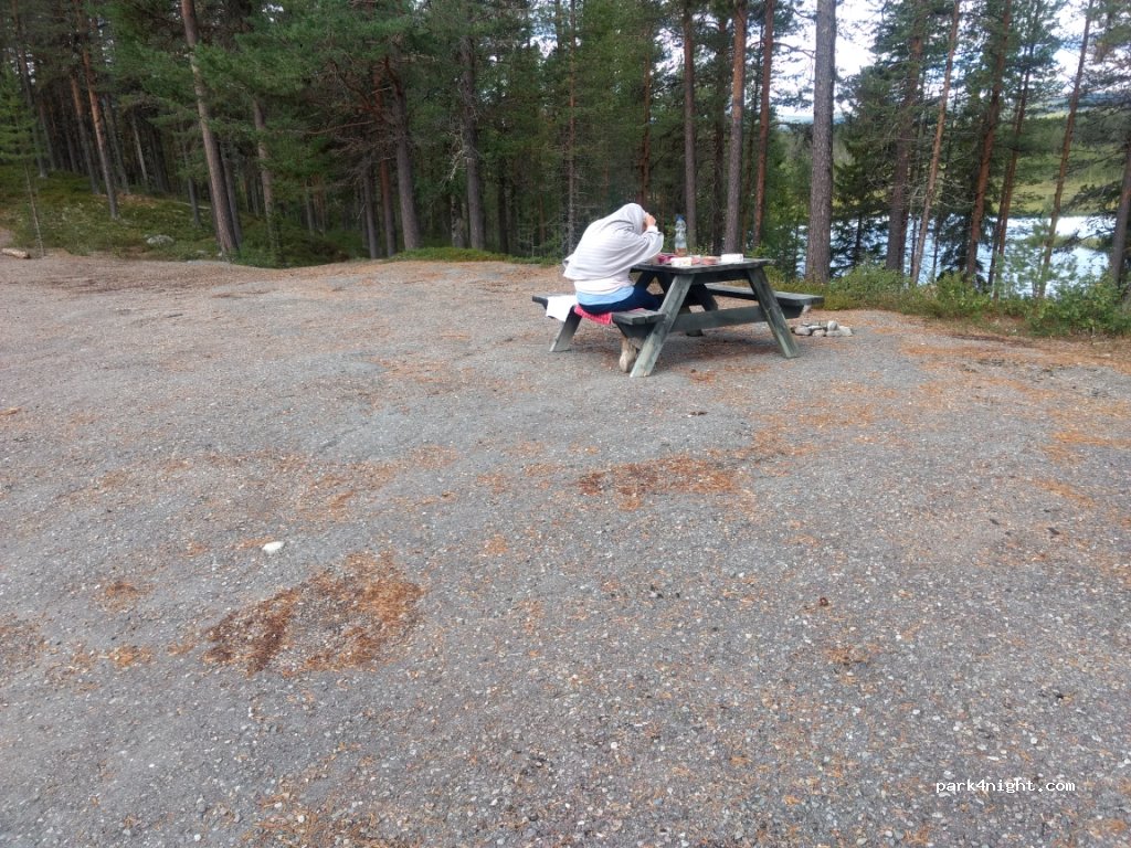 (790 91)  - Unnamed Road — foto