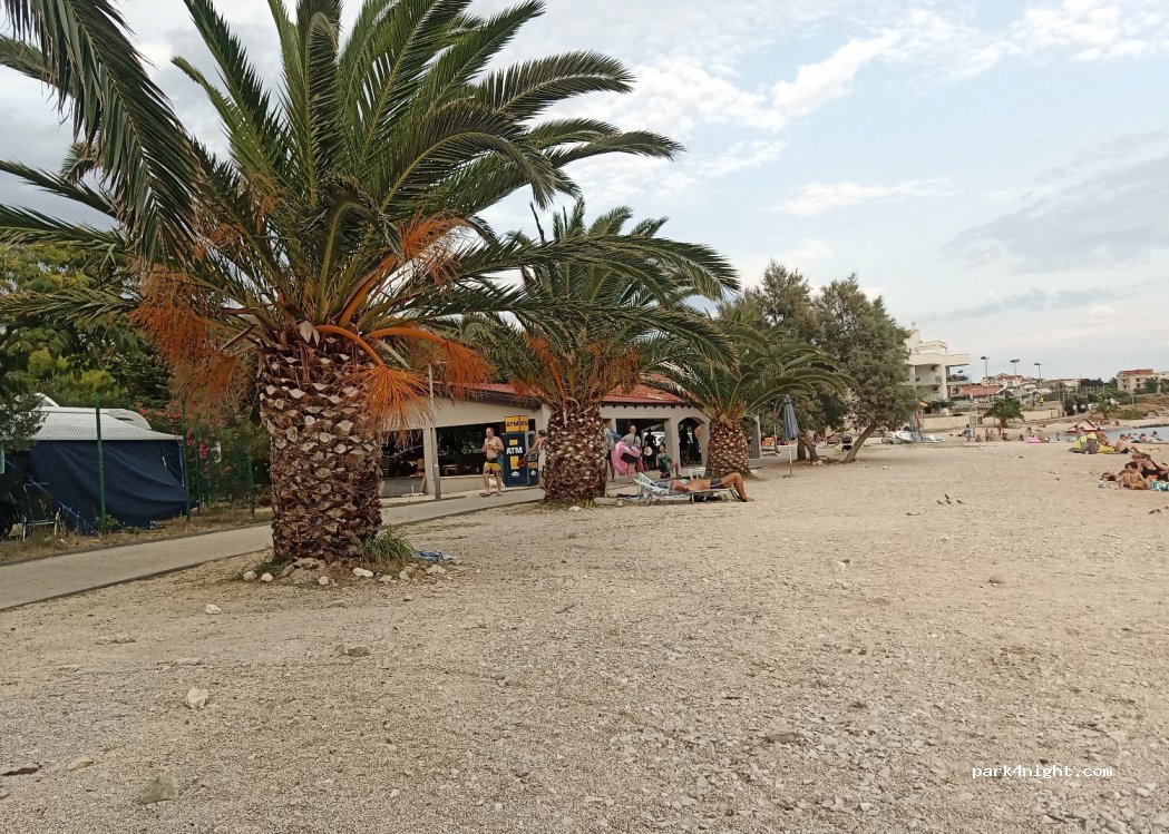 KAMP MALI DUBROVNIK — foto