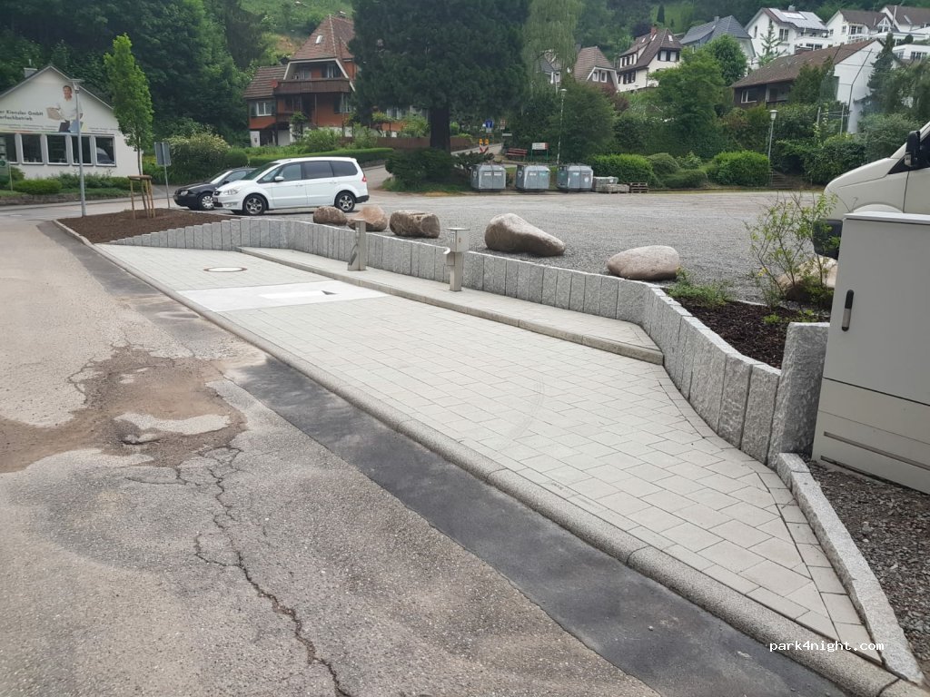 Wohnmobilstellplatz Hornberg — foto