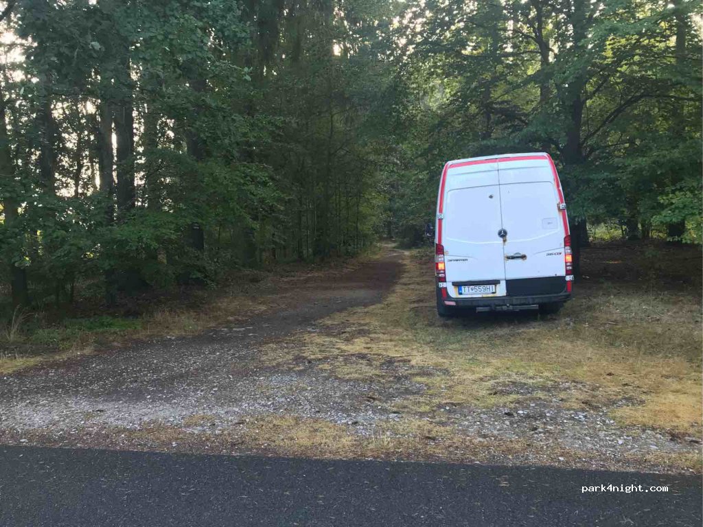 (270 54) Řevničov - — foto