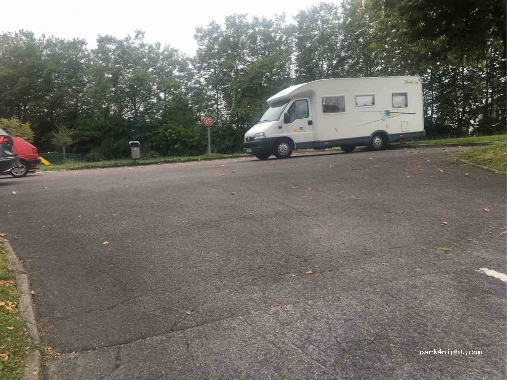 (64200) Bassussarry - 2 Allée de Bielle Nave — foto