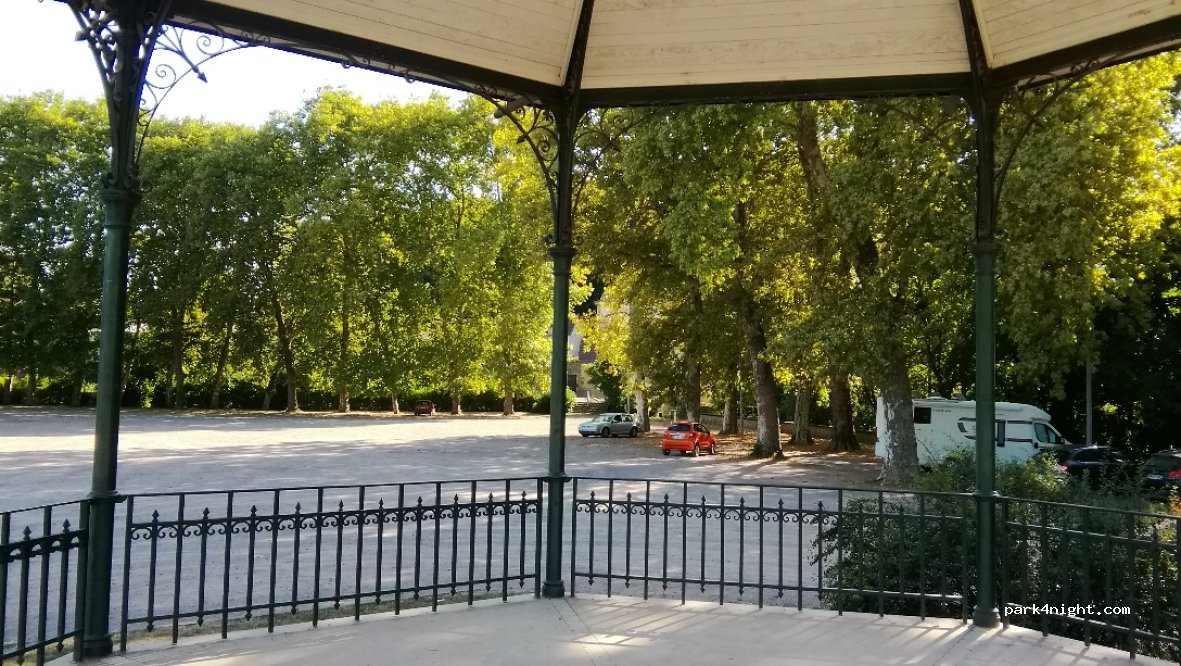 (71120) Charolles - Avenue Perrier — foto 2