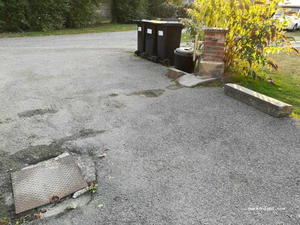 (27500) Campigny - Route de la Viéville — foto