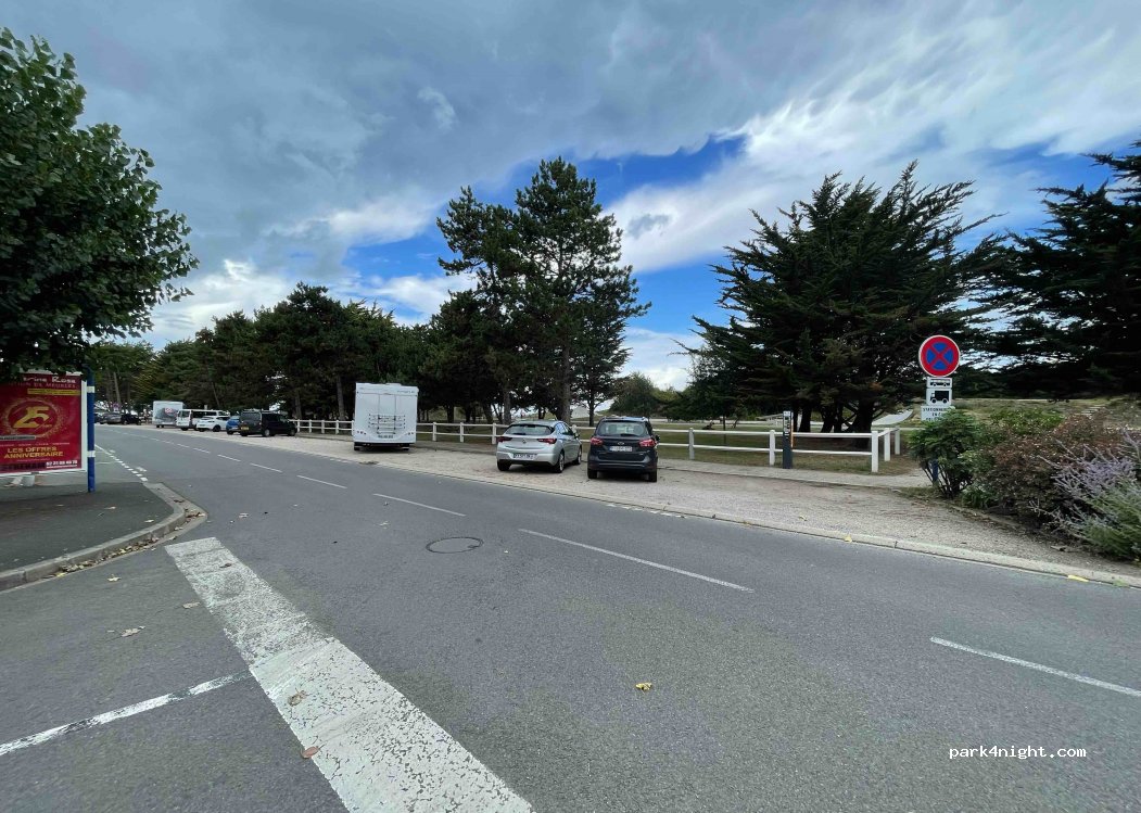 (14150) Ouistreham - 30 Boulevard maritime — foto