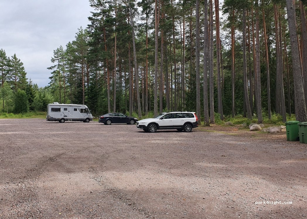 (667 30)  - 22 Flottarevägen — foto
