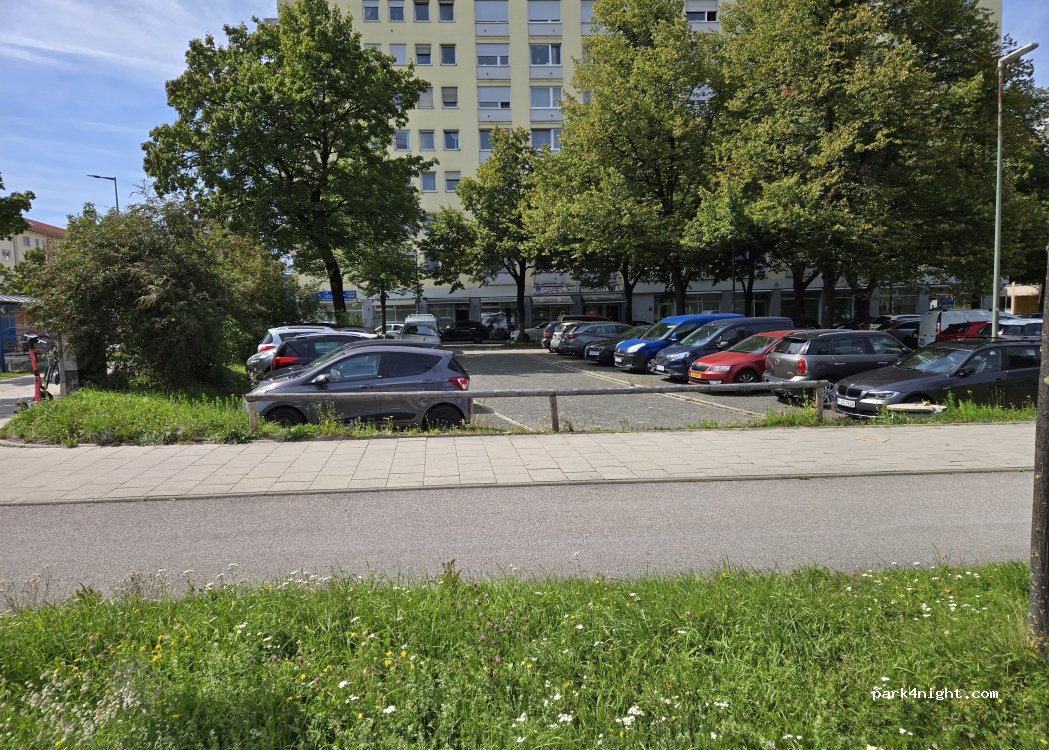 (81677) München - 172 Einsteinstraße — foto 3