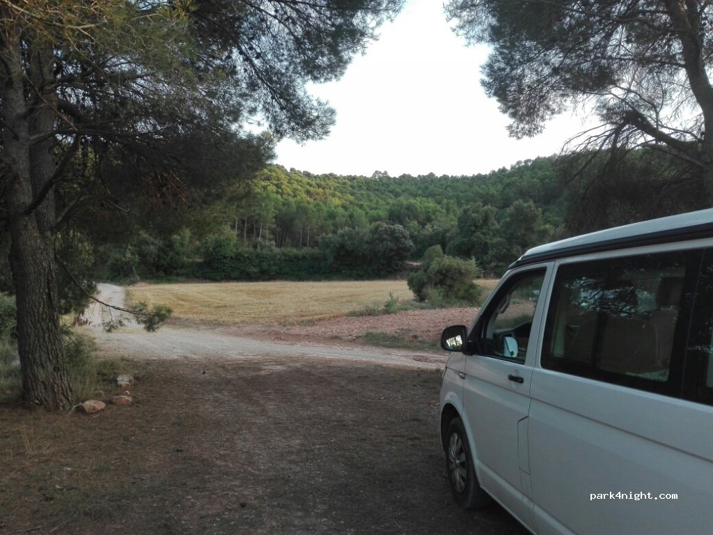 (08717) Argençola - Unnamed Road — foto