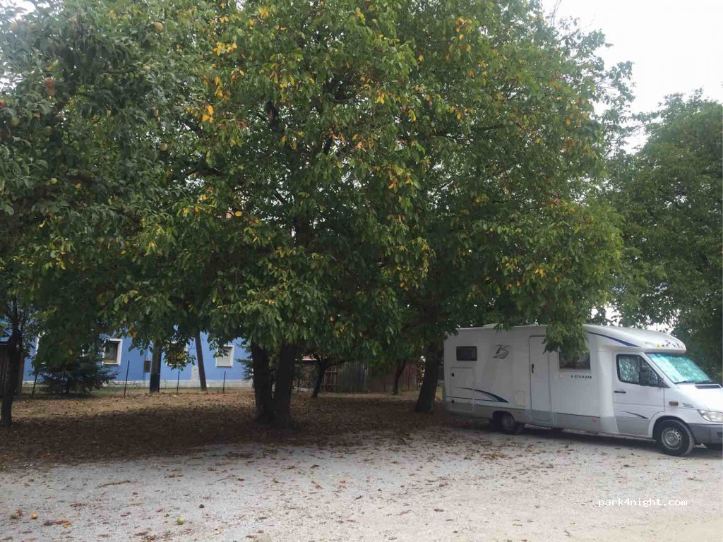 (96123) Litzendorf - 10 Hofstraße — foto