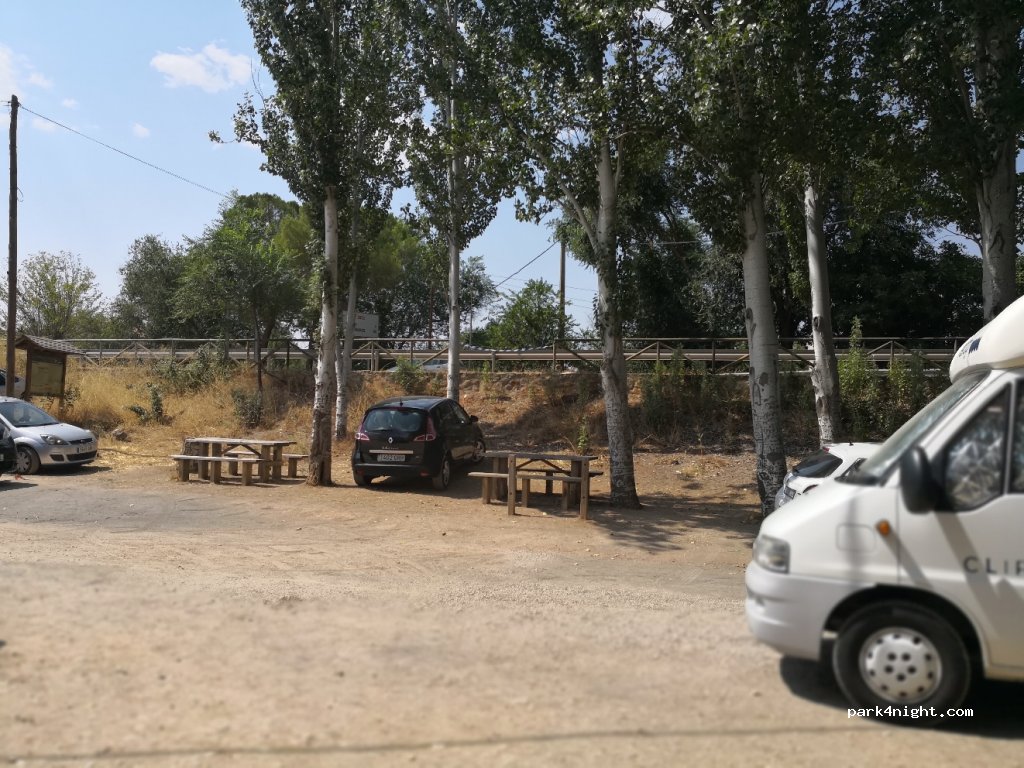 (13249) Ruidera - 5 Carretera Badajoz Valencia — foto