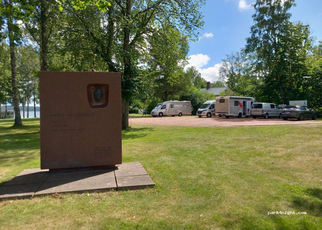 (22140) - 566 Lemlandsvägen — foto 4