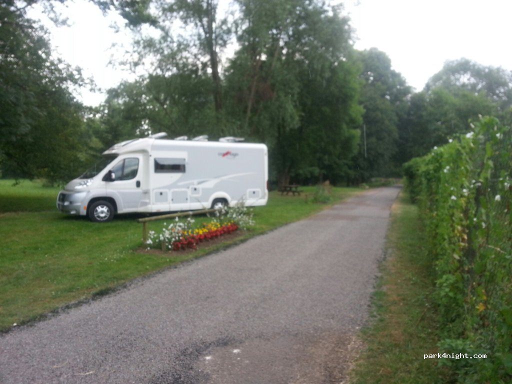 (52300) Rouvroy-sur-Marne - 10-16 Rue de l'Église — foto