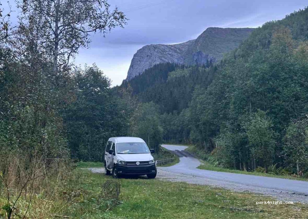 (8226)  - Unnamed Road — foto 3