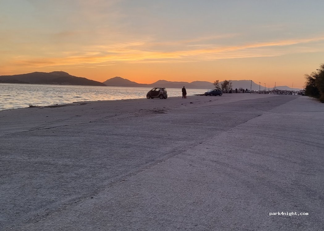 (490 80) Molos - Unnamed Road — foto