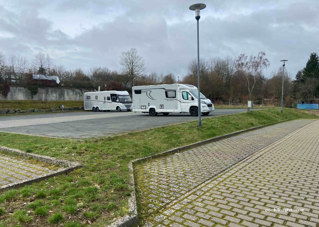 Wohnmobilhafen Idstein Wohnmobilstellplatz — foto 4