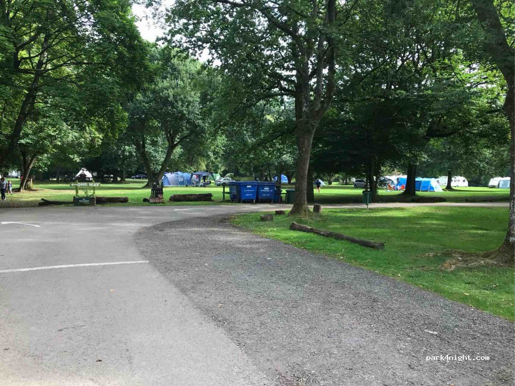 Postern Hill campsite — foto